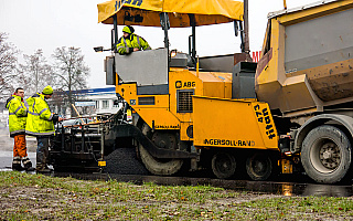 Drogowcy sprawdzą nowoczesny pojazd Drogowcy sprawdzą nowoczesny pojazd